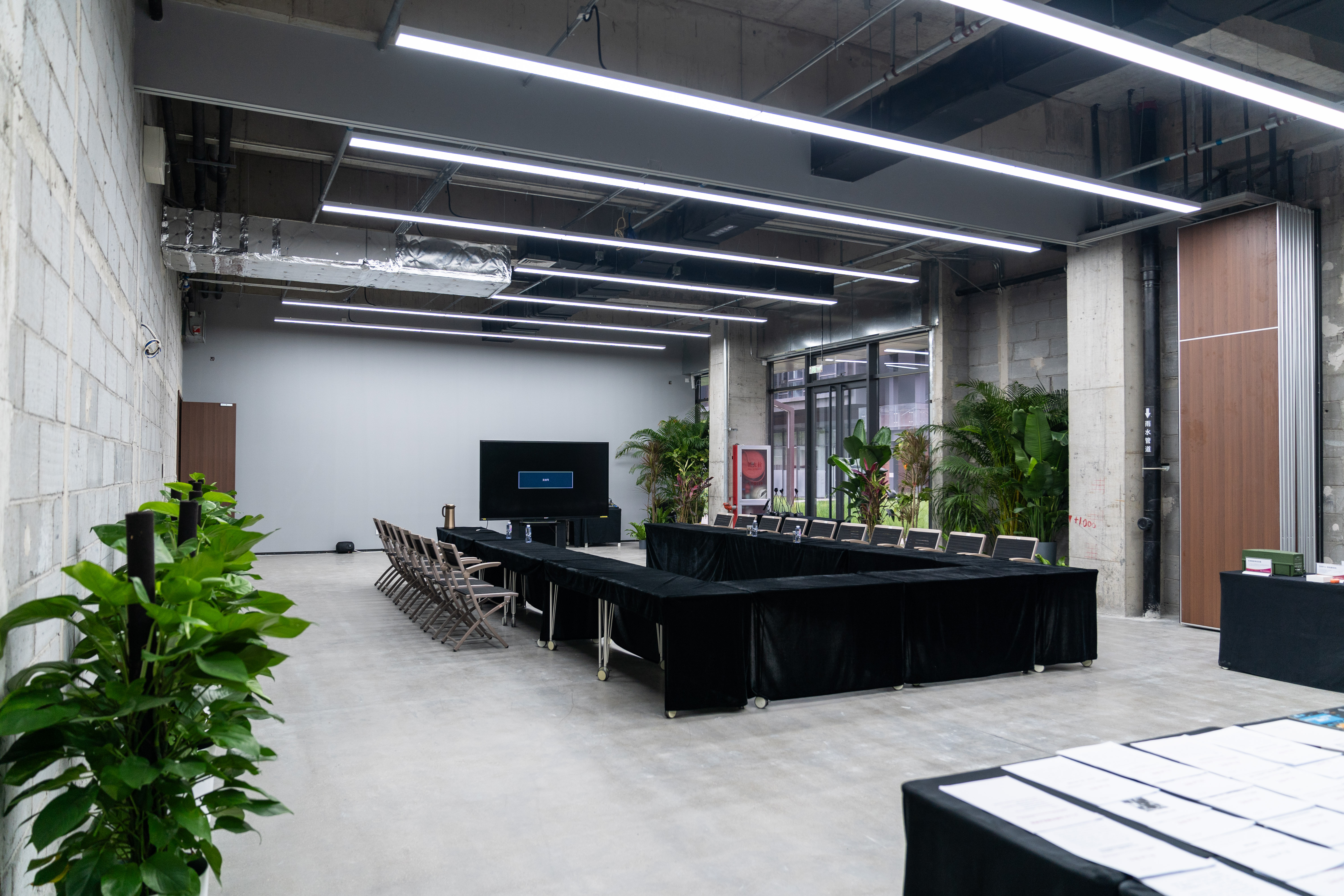 1718330083845265.jpg 5-公司內(nèi)景-2.jpg