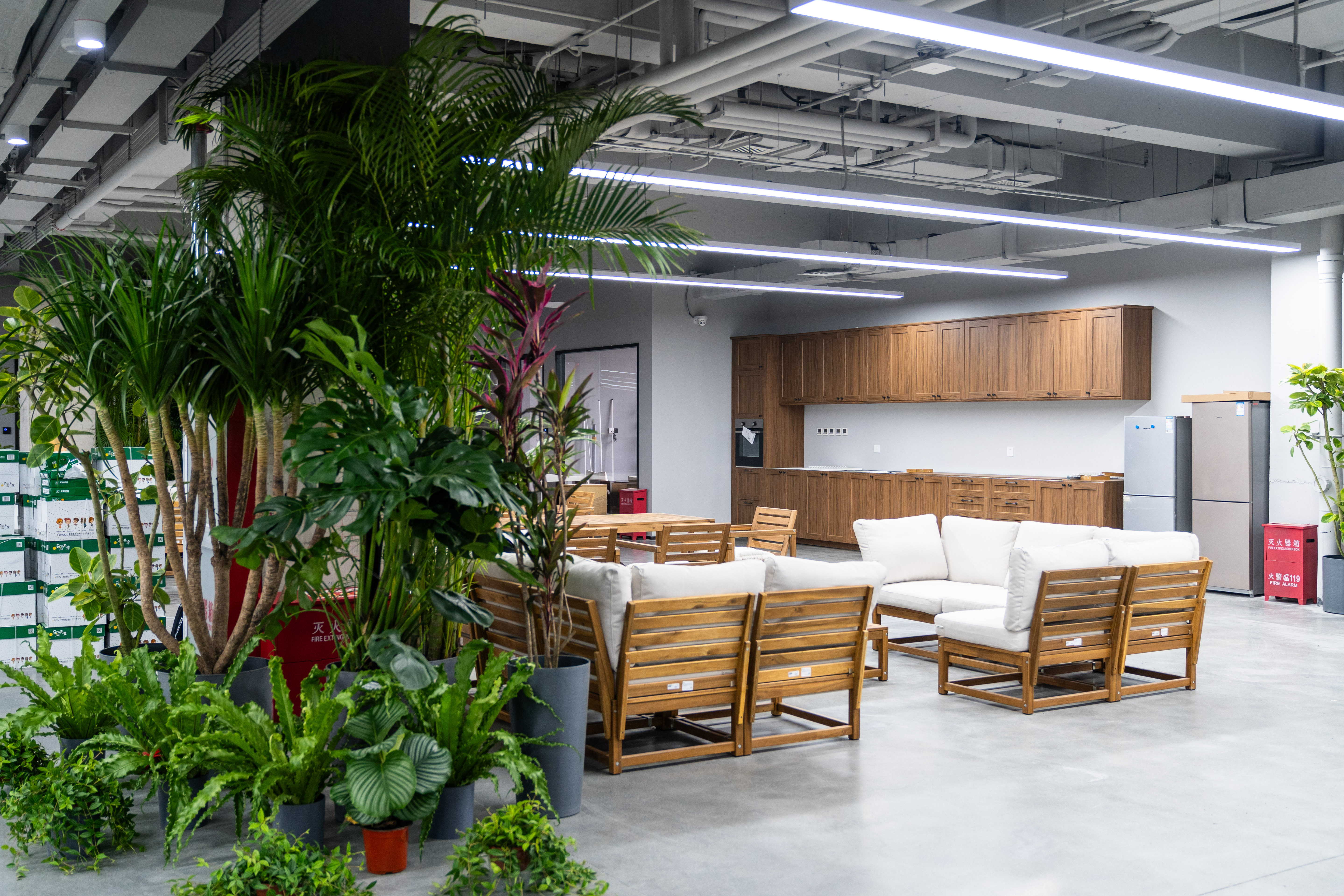 1718330126727936.jpg 6-公司內(nèi)景-3.jpg